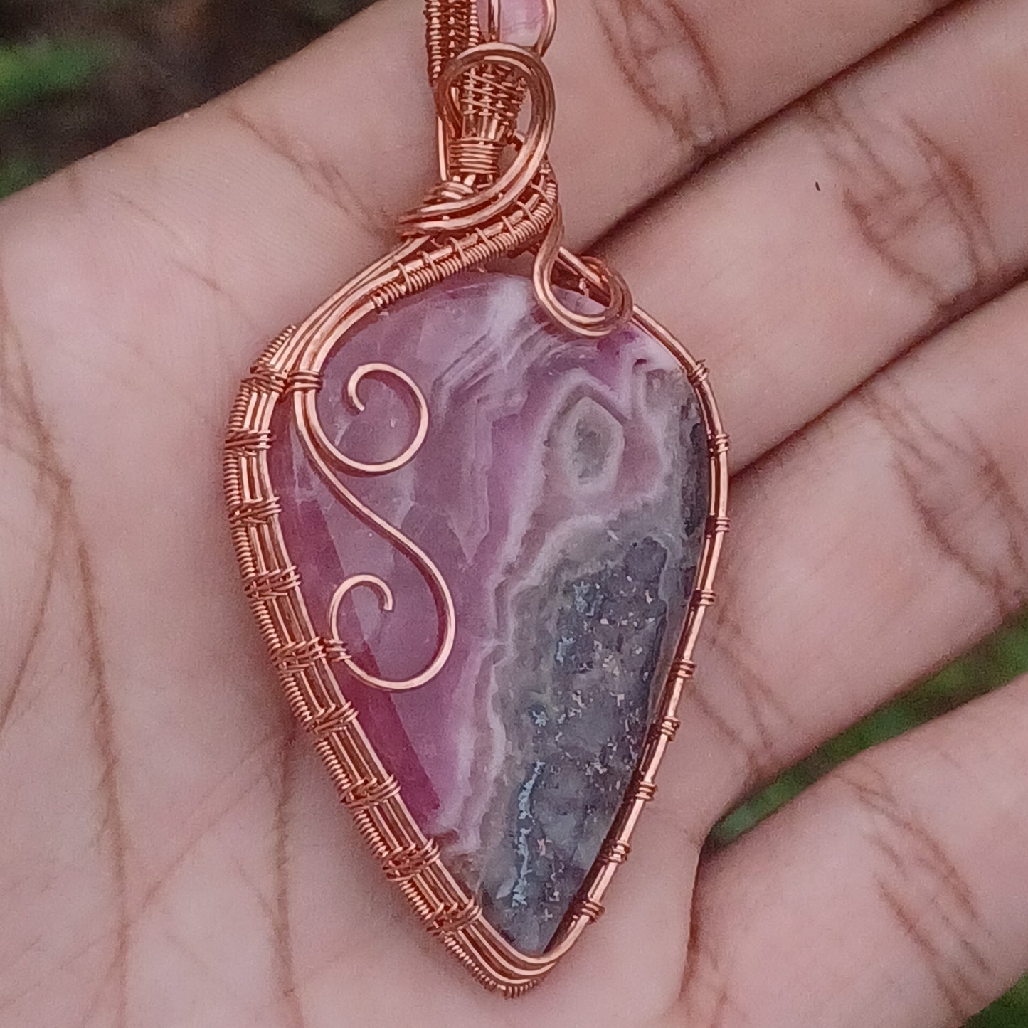 Cobalto calcite and rhodocroisite pendant