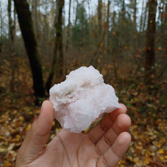 Pink halite cluster #3